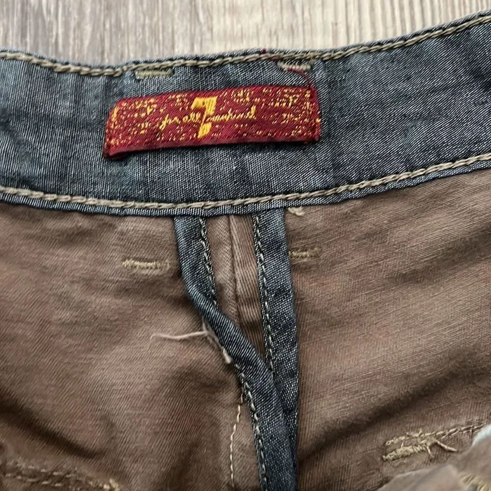 7 For All Mankind Cargo Shorts - Picture 4 of 7